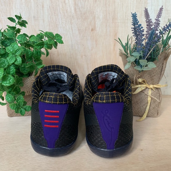 ✅SOLD Nike Kobe XI 11 Carpe Denim Shoes - Picture 4 of 8